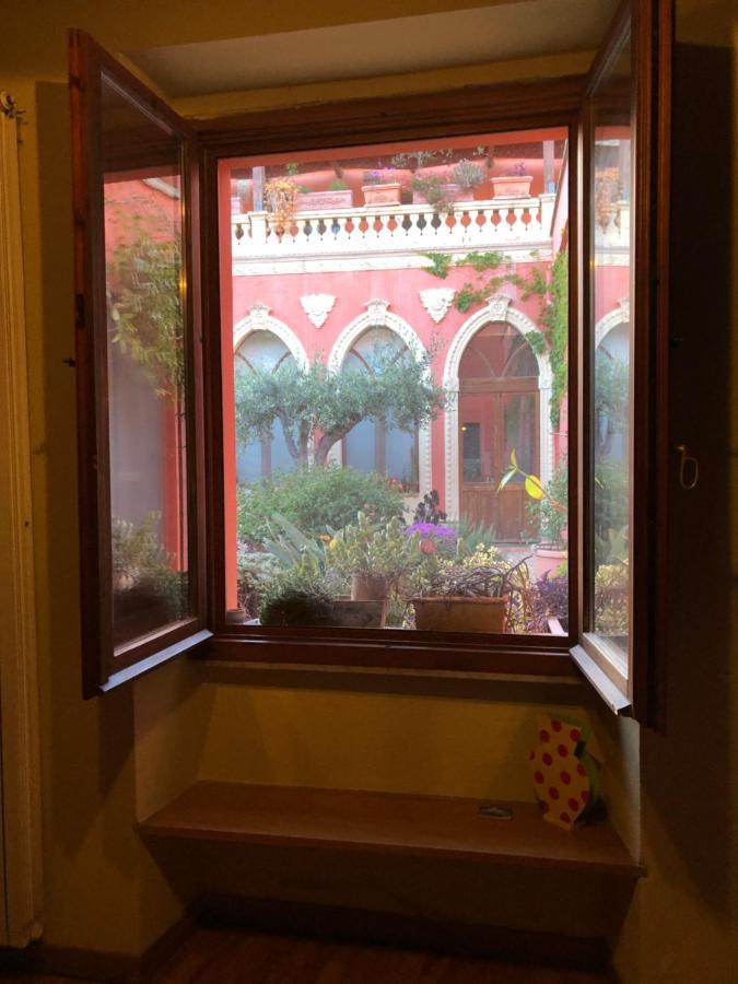 Casa Isotta Bed & Breakfast Quartu SantʼElena Dış mekan fotoğraf